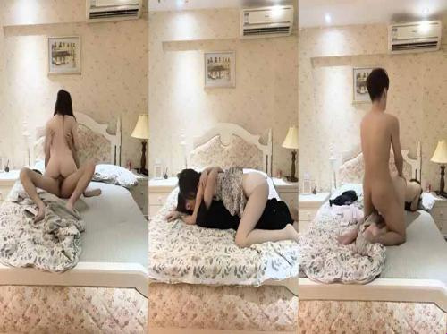 Bawa pelajar perempuan itu ke hotel....