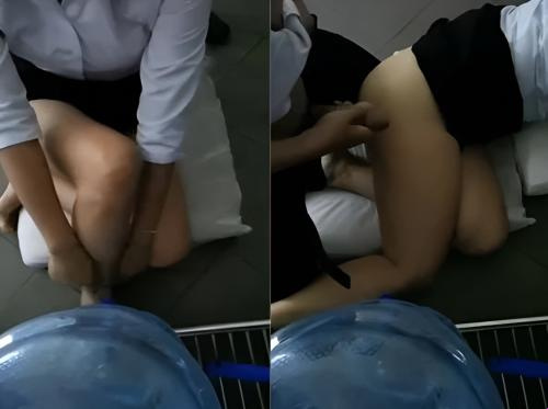 เจ้านายแอบมีเซ็กส์กับลูกจ้างในออฟฟิศ